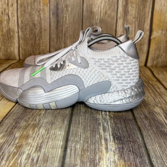 adidas Trae Young 2 Dash Grey Halo Silver Mens Sneaker Sz 8 - Picture 9 of 10